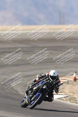 media/Oct-30-2025-Racers Edge (Thu) [[dabbdaf680]]/3-B Group/Session 2 (Bowl Exit)/